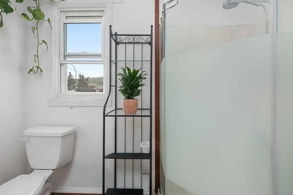4503 Bowness Road NW Calgary AB T3B 0A9