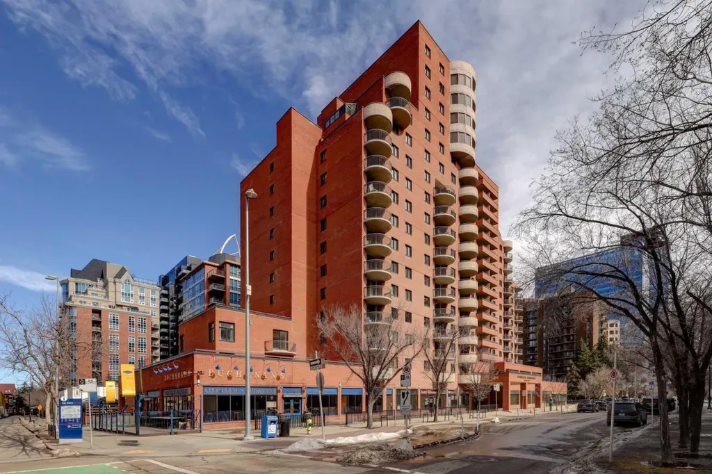 738 3 Avenue SW Calgary AB T2P0G7