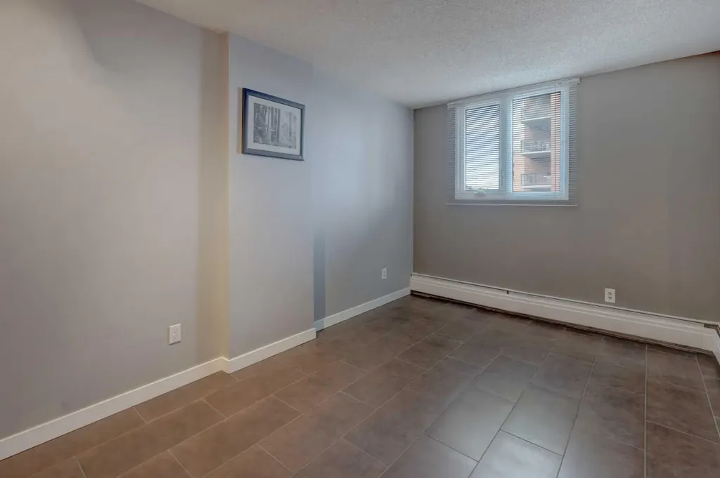 738 3 Avenue SW Calgary AB T2P0G7