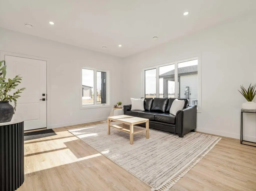 7038 48 Street Taber AB T1G 0G7