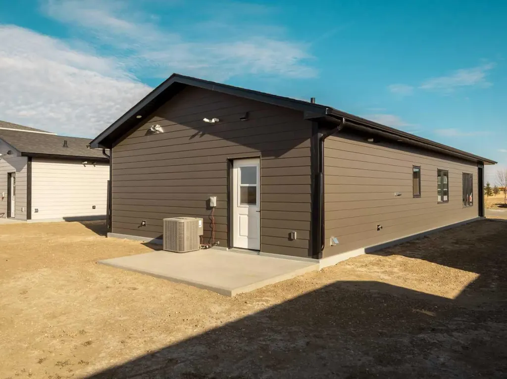 7038 48 Street Taber AB T1G 0G7
