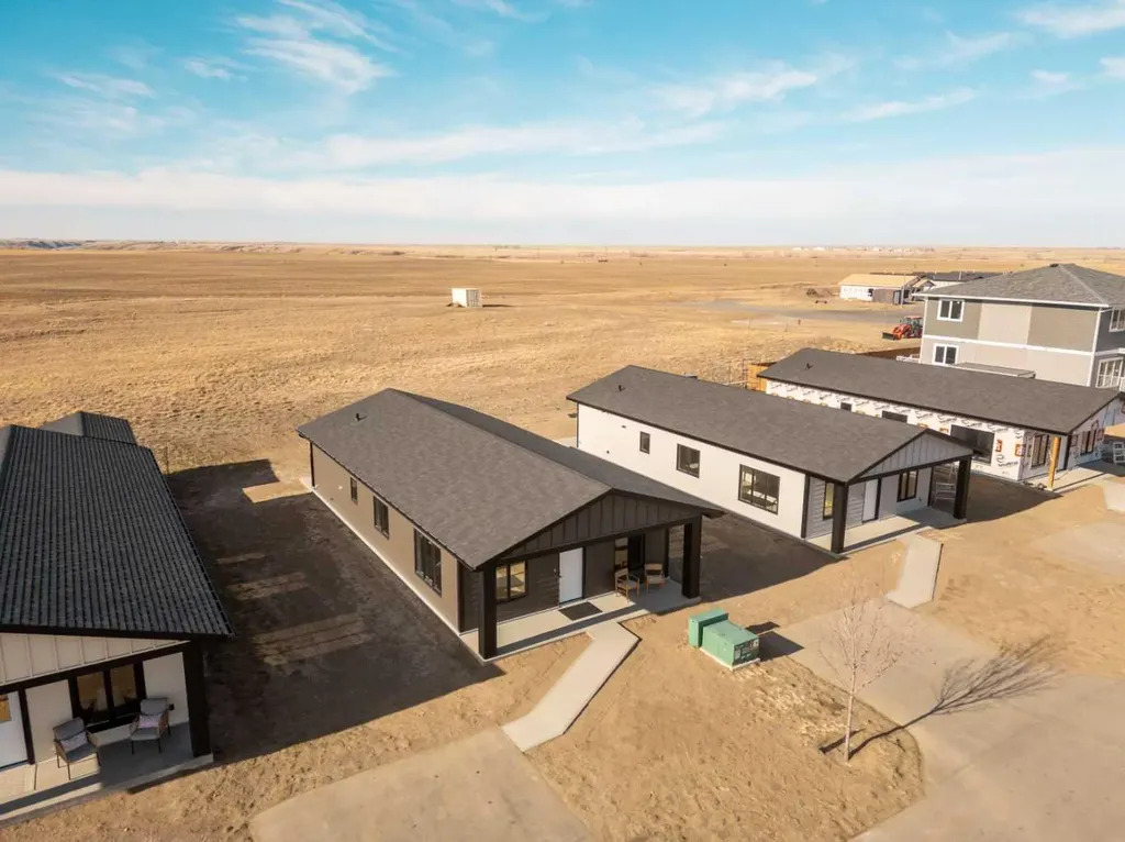 7038 48 Street Taber AB T1G 0G7