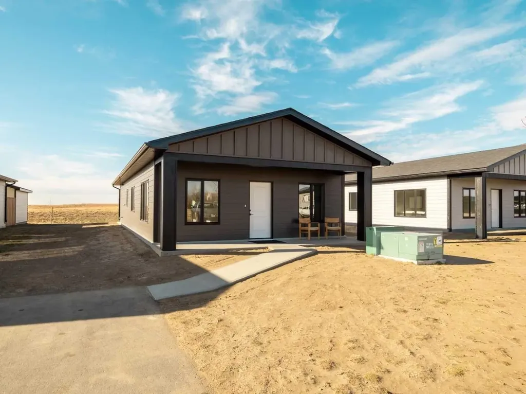 7038 48 Street Taber AB T1G 0G7