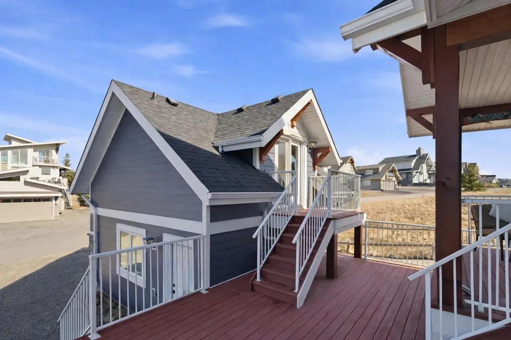 419 Cottageclub Cove Rural Rocky View County AB T4C 1B4