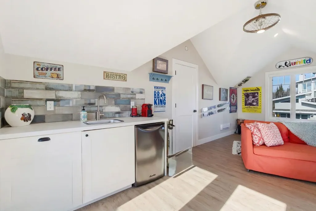 419 Cottageclub Cove Rural Rocky View County AB T4C 1B4