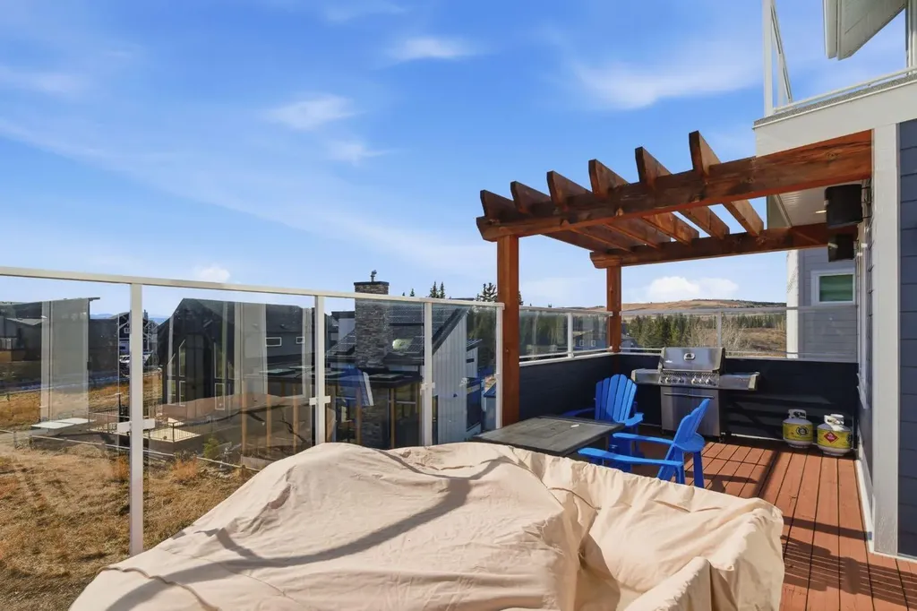 419 Cottageclub Cove Rural Rocky View County AB T4C 1B4