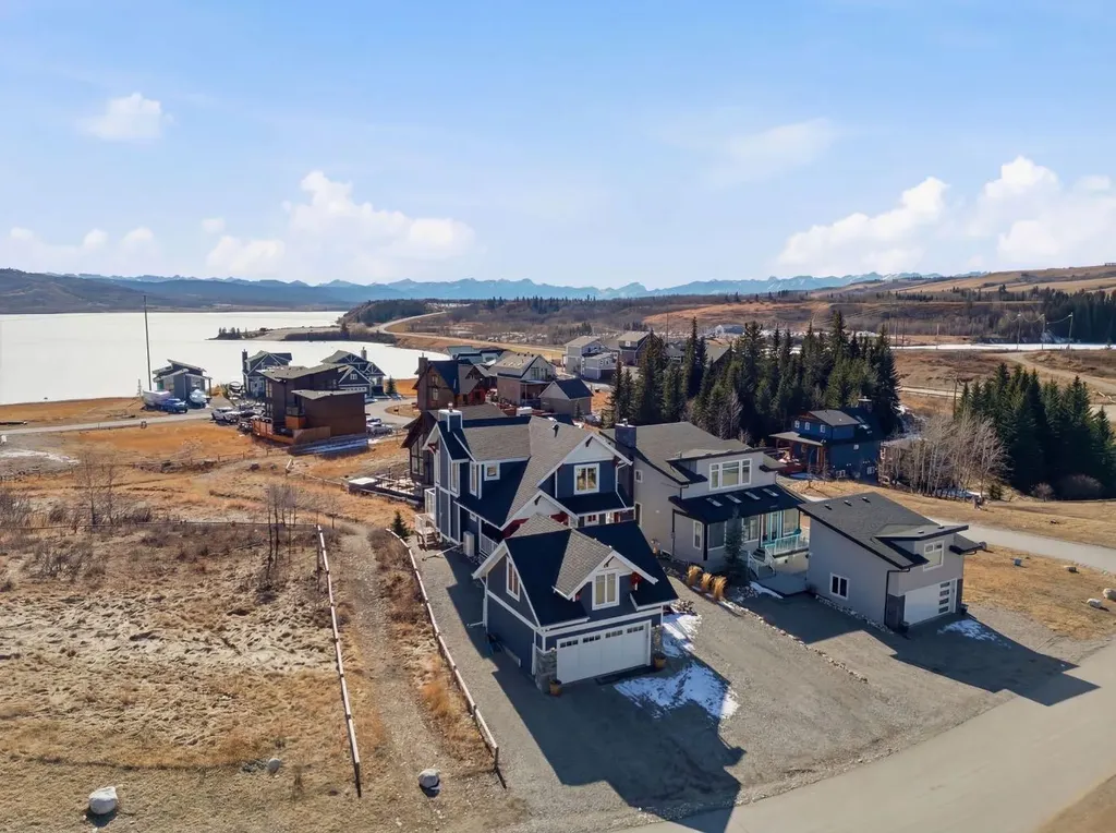 419 Cottageclub Cove Rural Rocky View County AB T4C 1B4