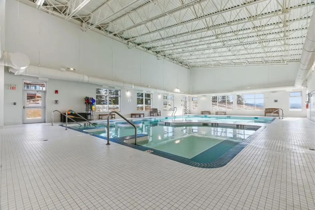 419 Cottageclub Cove Rural Rocky View County AB T4C 1B4