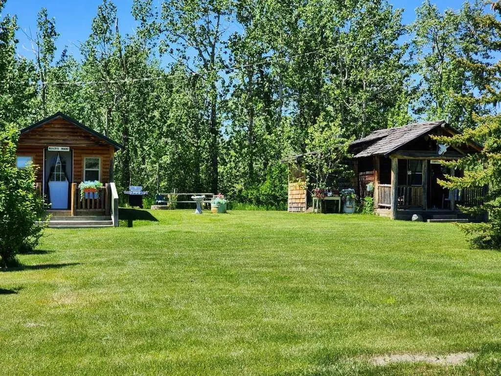 4221 6 Highway Twin Butte AB T0K 1W0