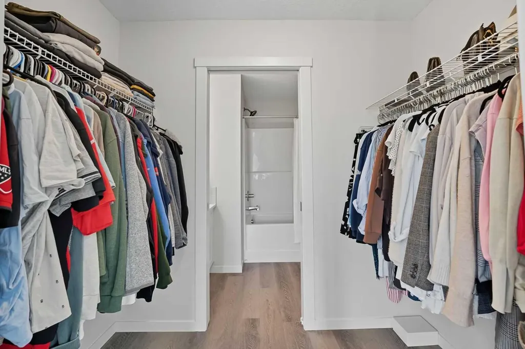 474 Seton Circle SE Calgary AB T3M3P6
