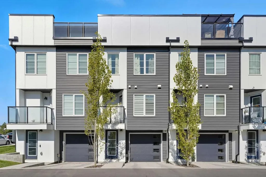 474 Seton Circle SE Calgary AB T3M3P6