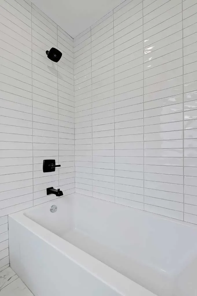 523 55 Avenue SW Calgary AB T2V 0E9