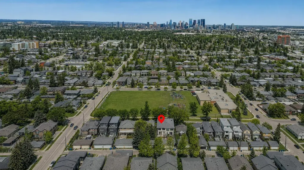 523 55 Avenue SW Calgary AB T2V 0E9