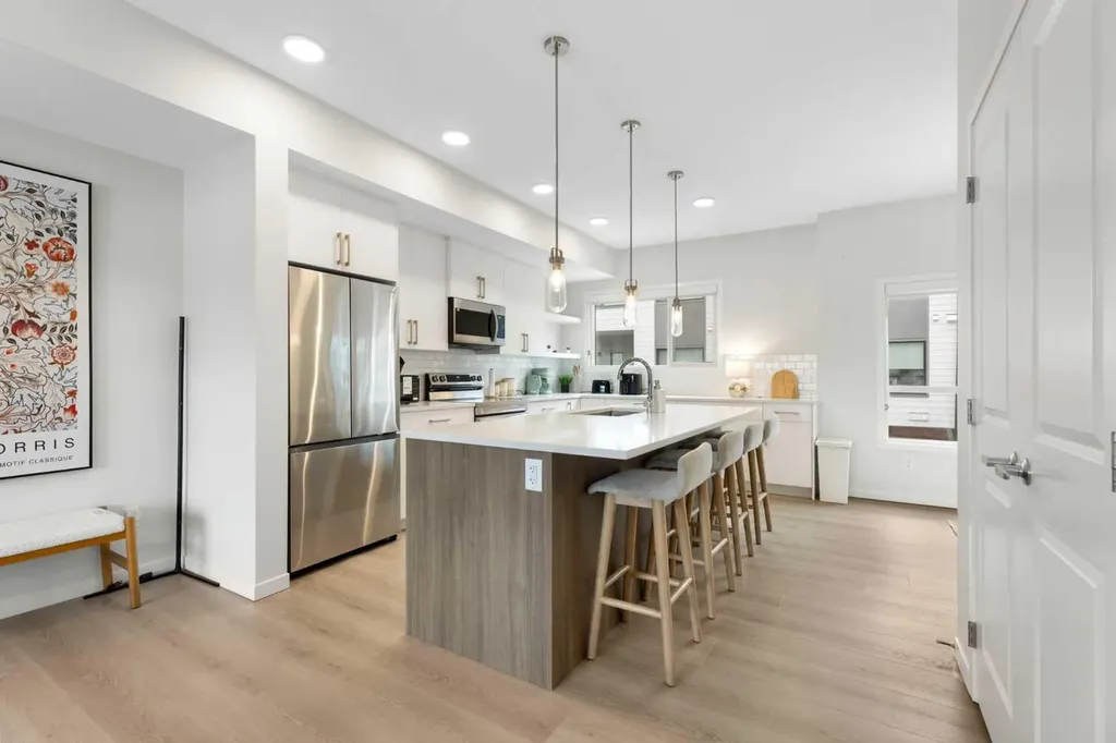 20295 Seton Way SE Calgary AB T3M 3X3
