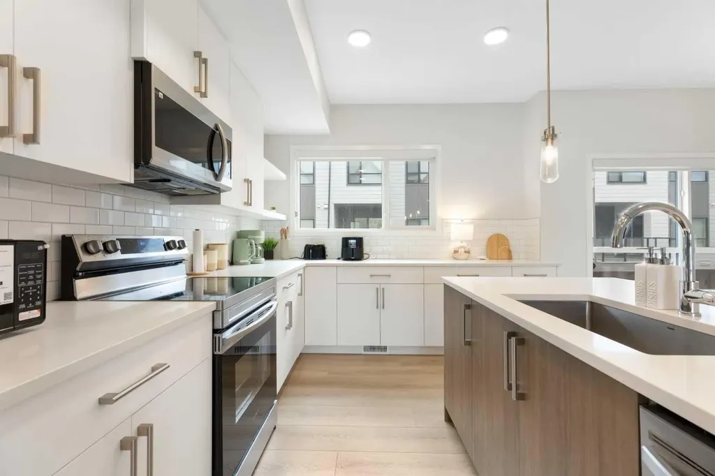 20295 Seton Way SE Calgary AB T3M 3X3