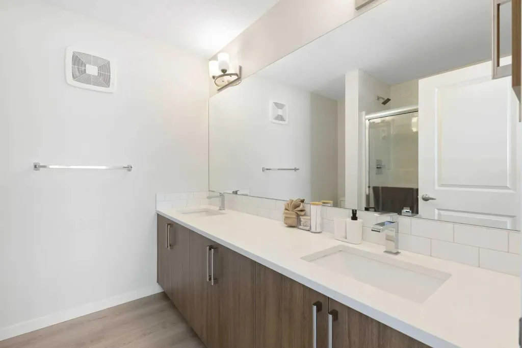 20295 Seton Way SE Calgary AB T3M 3X3