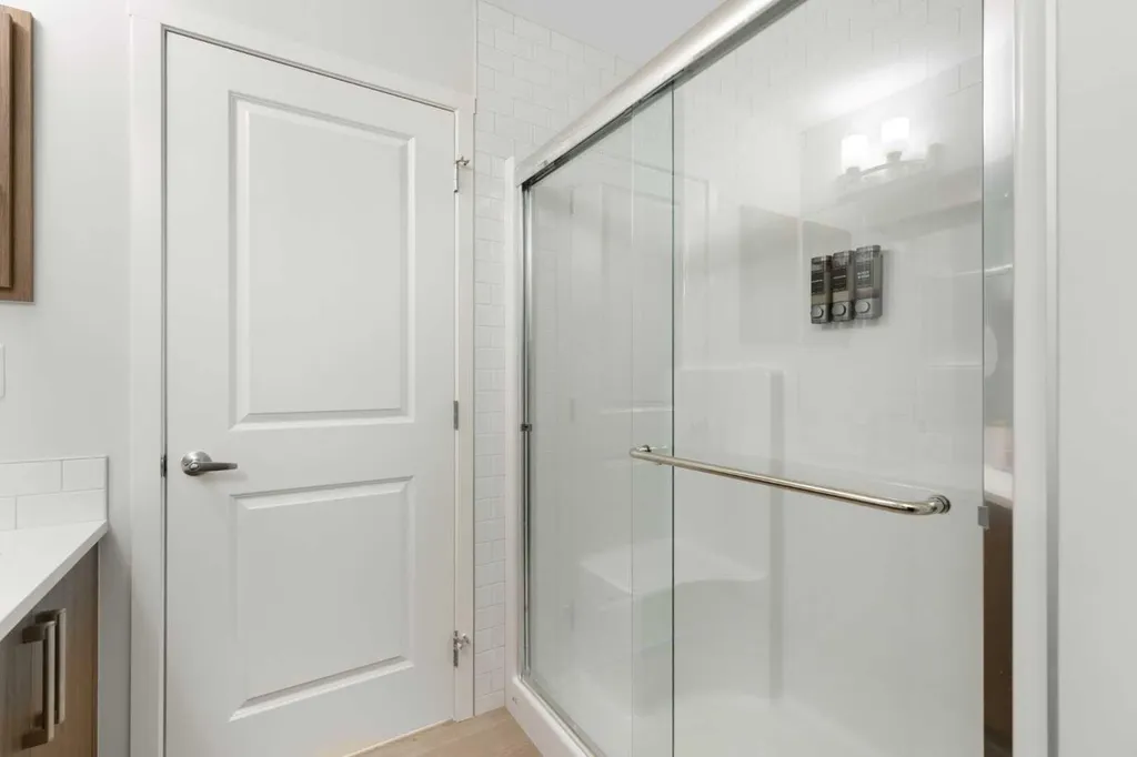 20295 Seton Way SE Calgary AB T3M 3X3