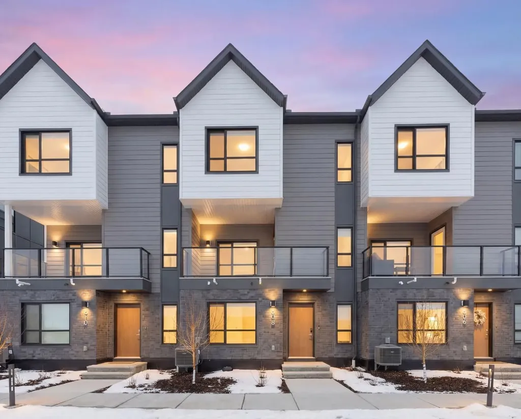20295 Seton Way SE Calgary AB T3M 3X3
