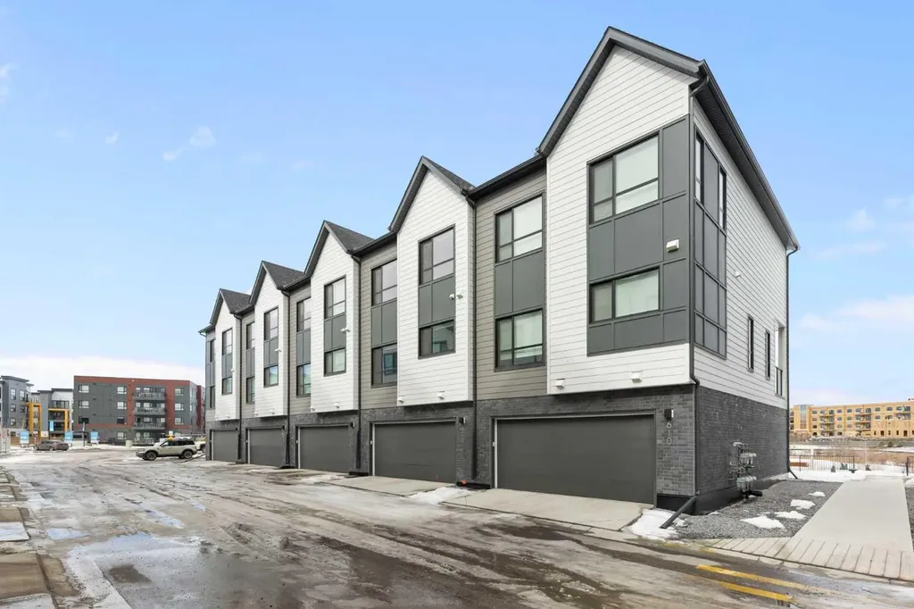 20295 Seton Way SE Calgary AB T3M 3X3