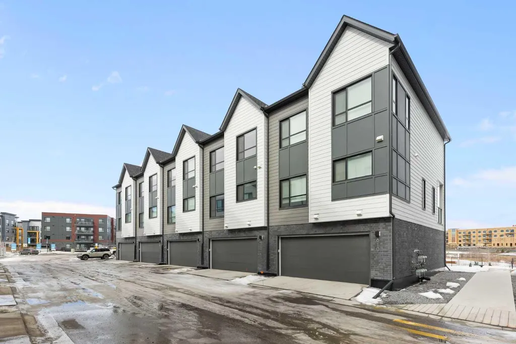 20295 Seton Way SE Calgary AB T3M 3X3