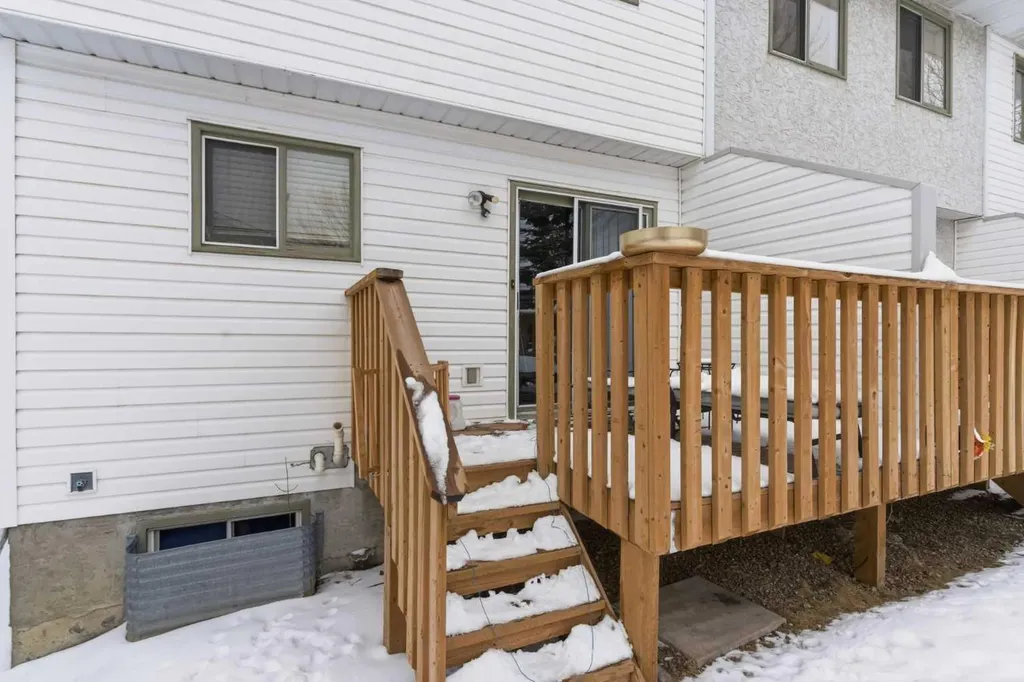 59 Abbeydale Villas NE Calgary AB T2A7P6