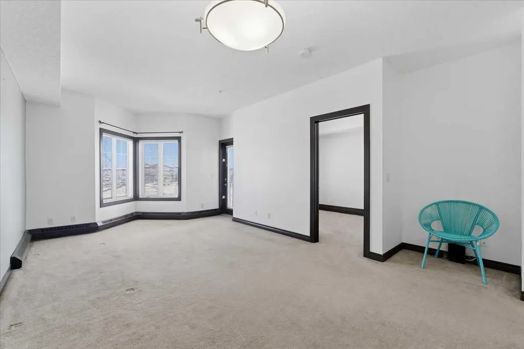 30 Royal Oak Plaza NW Calgary AB T3G 0C1