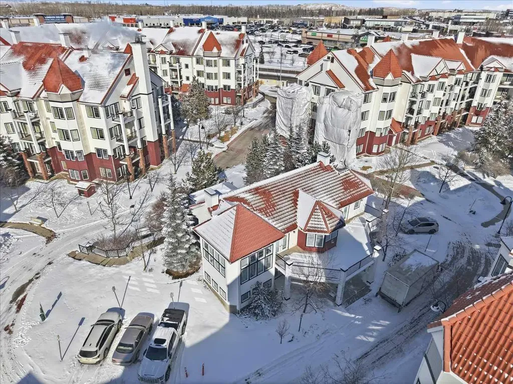 30 Royal Oak Plaza NW Calgary AB T3G 0C1
