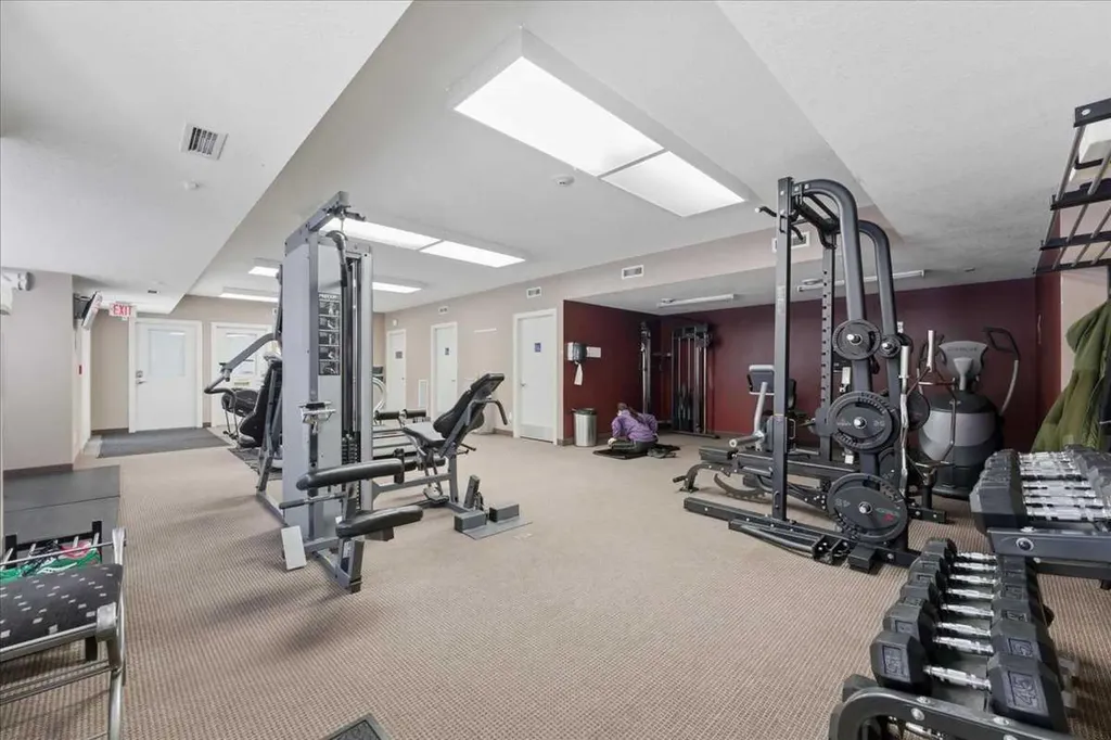 30 Royal Oak Plaza NW Calgary AB T3G 0C1