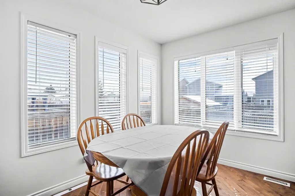 17 Skara Brae Close Carstairs AB T0M0N0
