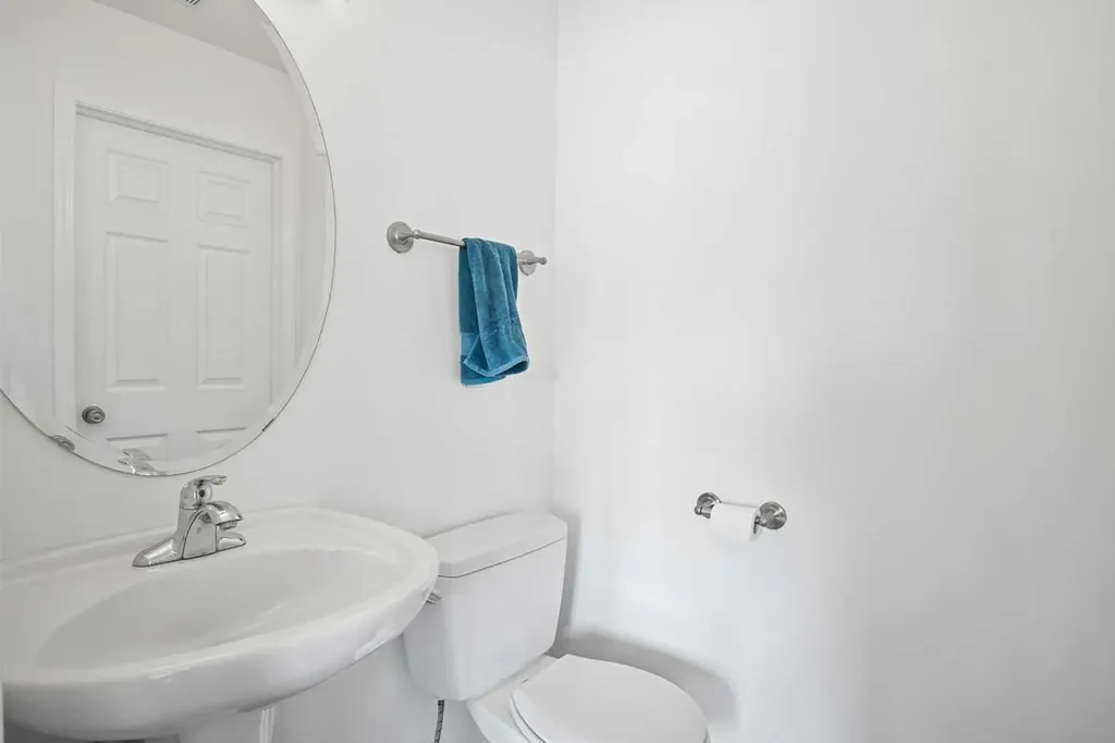 17 Skara Brae Close Carstairs AB T0M0N0