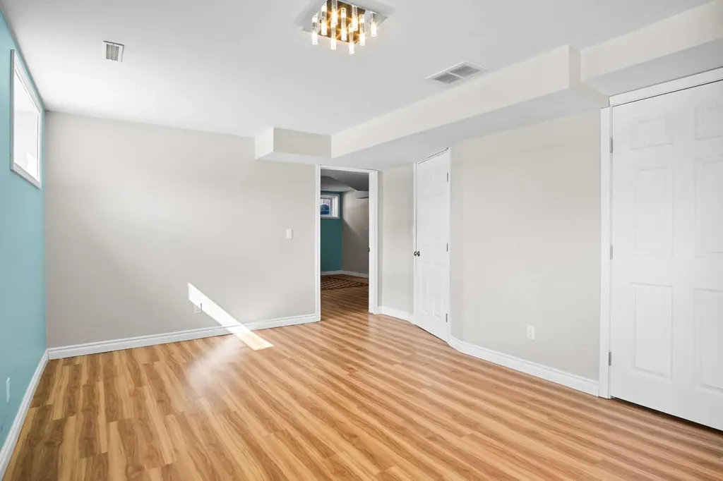 17 Skara Brae Close Carstairs AB T0M0N0