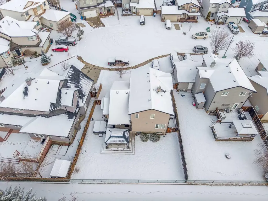 17 Skara Brae Close Carstairs AB T0M0N0