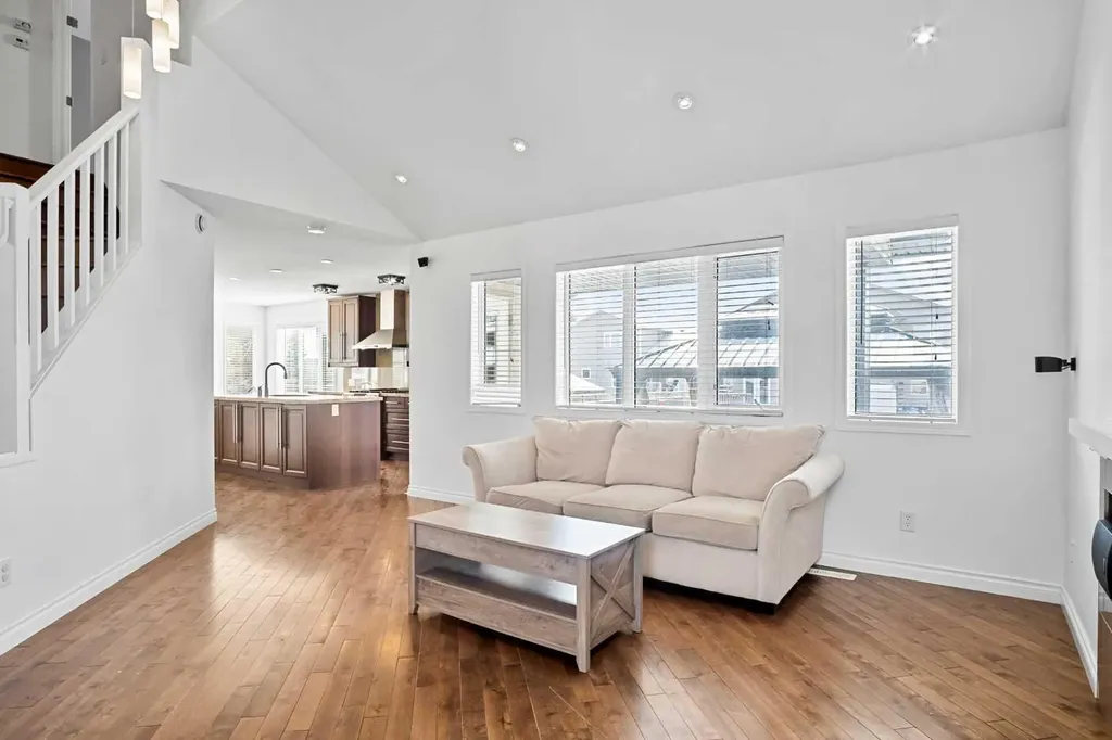 17 Skara Brae Close Carstairs AB T0M0N0