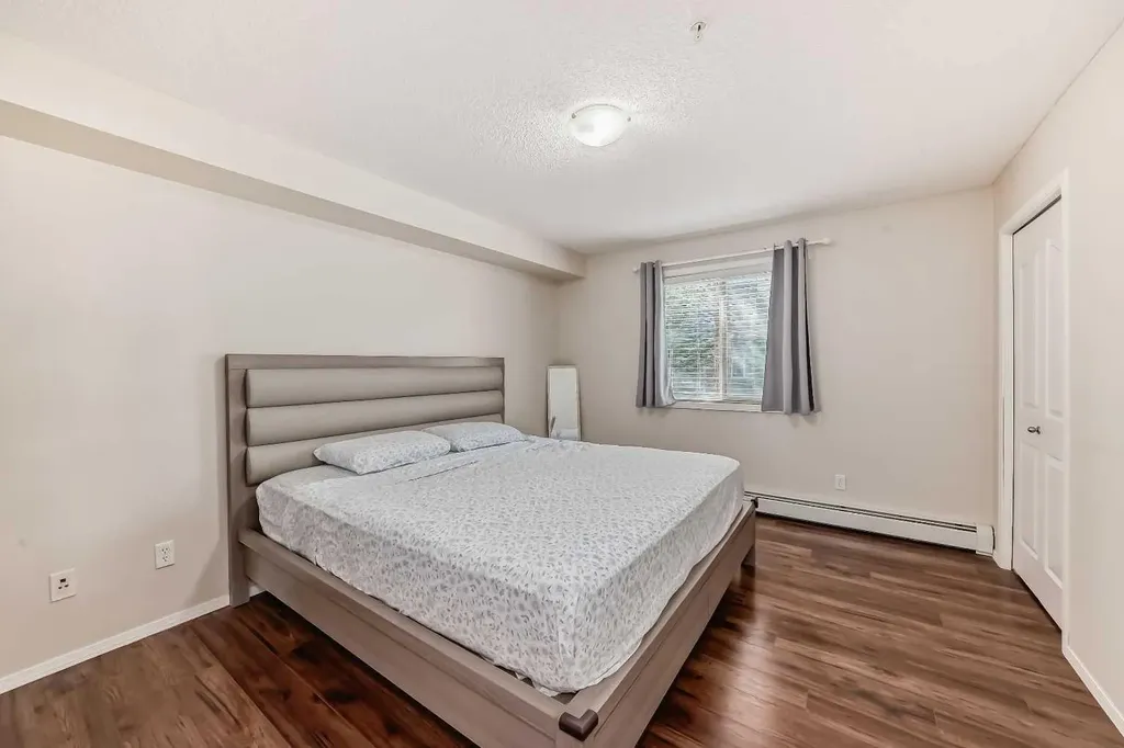 60 Panatella Street NW Calgary AB T3K 0M1
