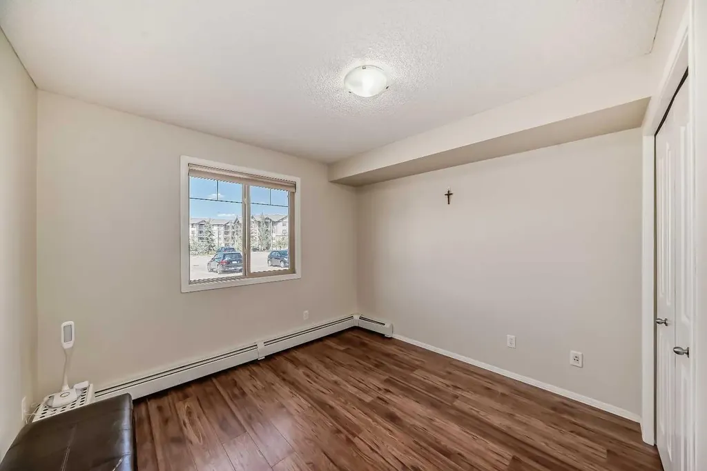 60 Panatella Street NW Calgary AB T3K 0M1