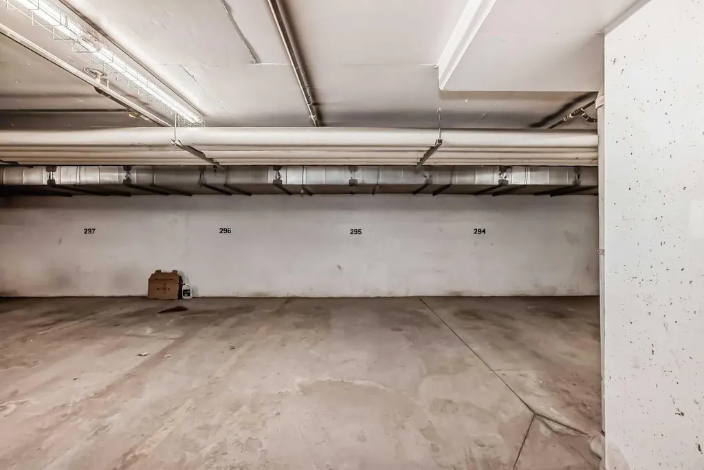 60 Panatella Street NW Calgary AB T3K 0M1