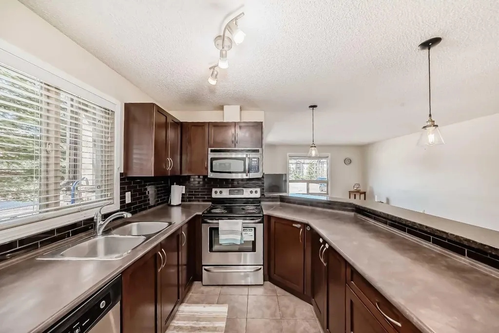 60 Panatella Street NW Calgary AB T3K 0M1