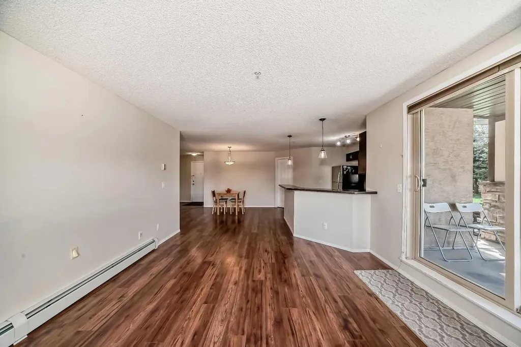 60 Panatella Street NW Calgary AB T3K 0M1