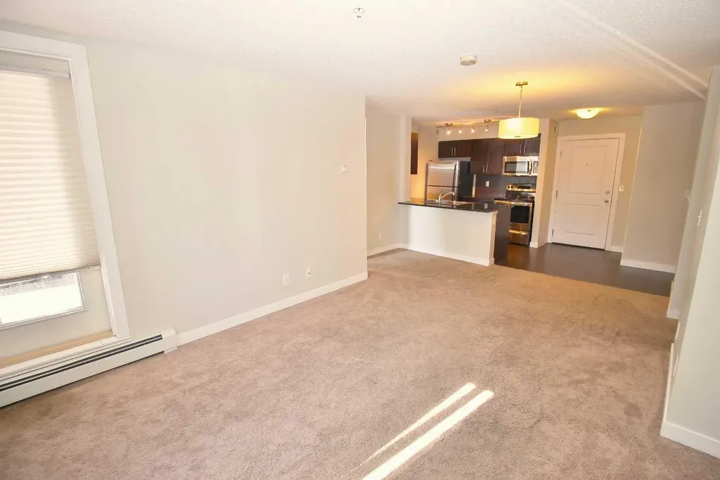 195 Kincora Glen Road NW Calgary AB T3R 0S3
