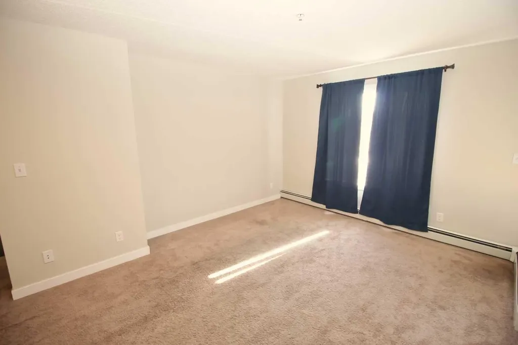 195 Kincora Glen Road NW Calgary AB T3R 0S3