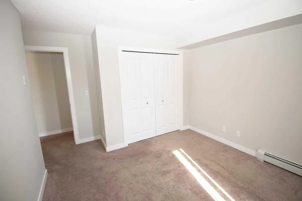 195 Kincora Glen Road NW Calgary AB T3R 0S3