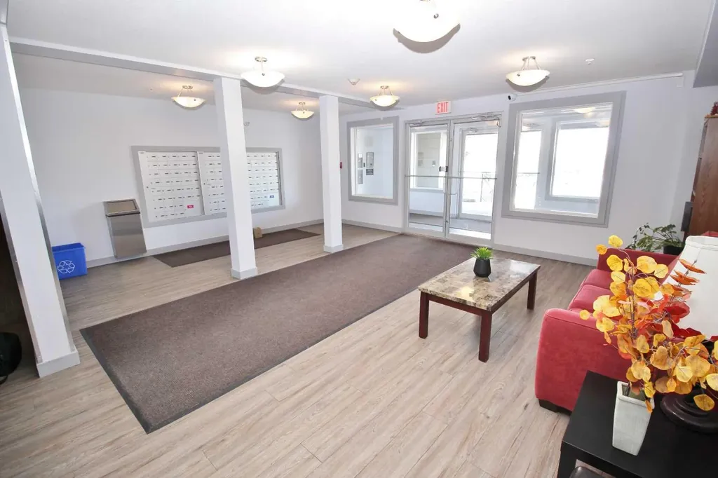 195 Kincora Glen Road NW Calgary AB T3R 0S3