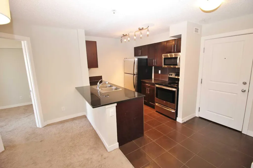 195 Kincora Glen Road NW Calgary AB T3R 0S3