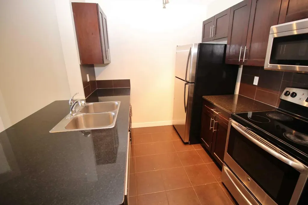 195 Kincora Glen Road NW Calgary AB T3R 0S3