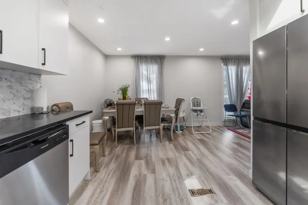 259 Manora Crescent NE Calgary AB T2A4S4