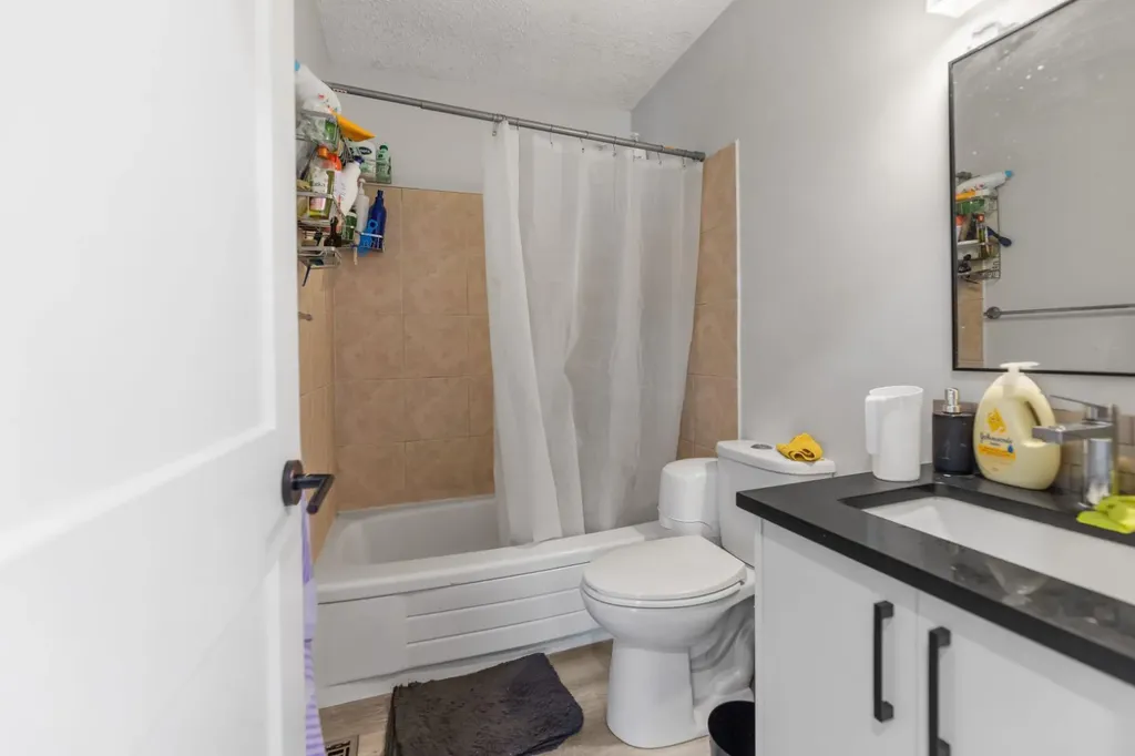 259 Manora Crescent NE Calgary AB T2A4S4
