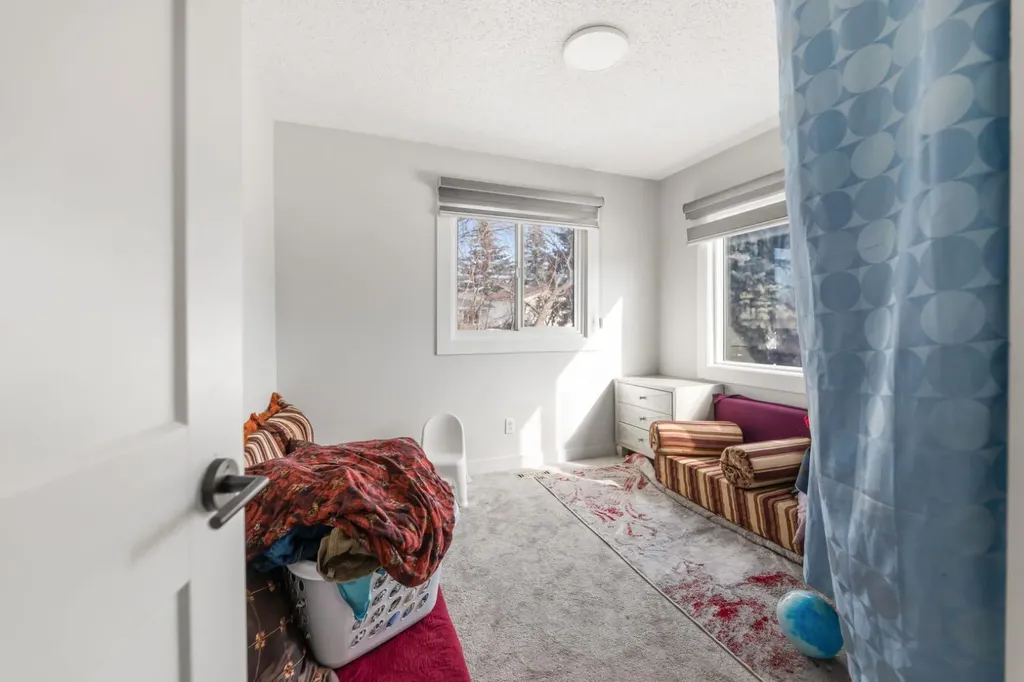 259 Manora Crescent NE Calgary AB T2A4S4