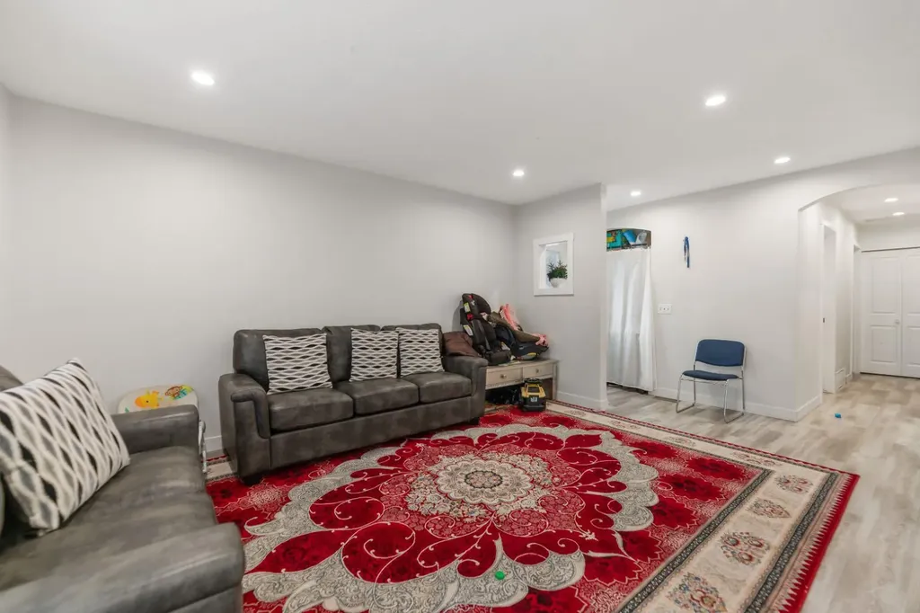 259 Manora Crescent NE Calgary AB T2A4S4