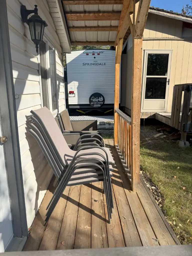 200 4 Avenue SW Sundre AB T0M 1X0