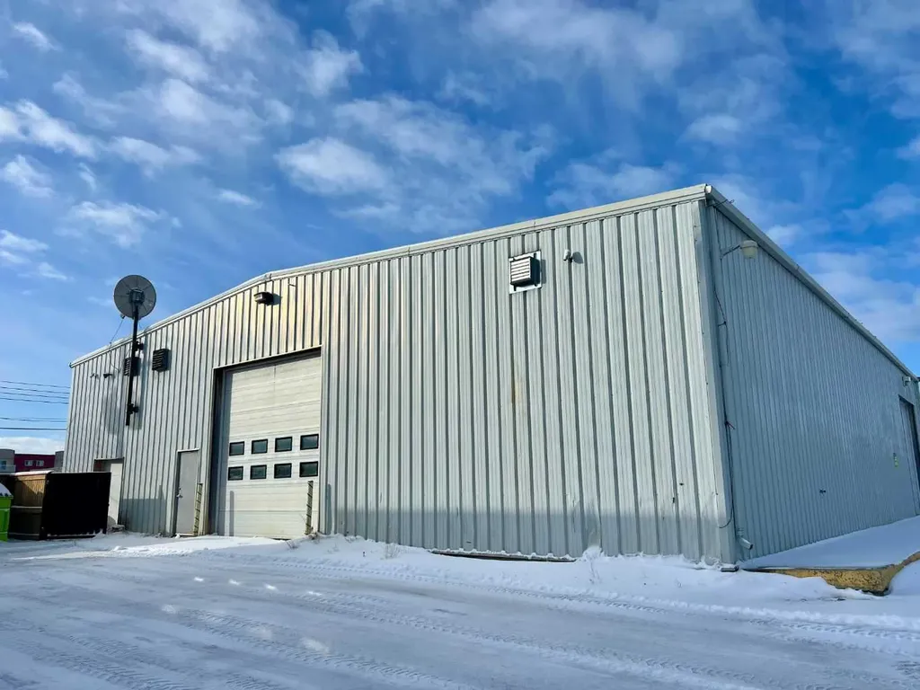 5625 4 Avenue Edson AB T7E 1L6